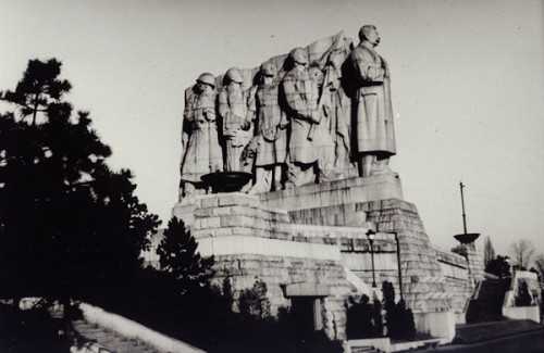 Памятник Сталину в Праге